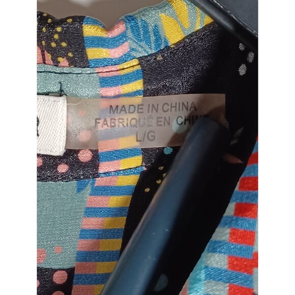 alice + olivia Willa Flutter Sleeve Silk Button-Up Top Large "Stace Face" - Picture 4 of 7